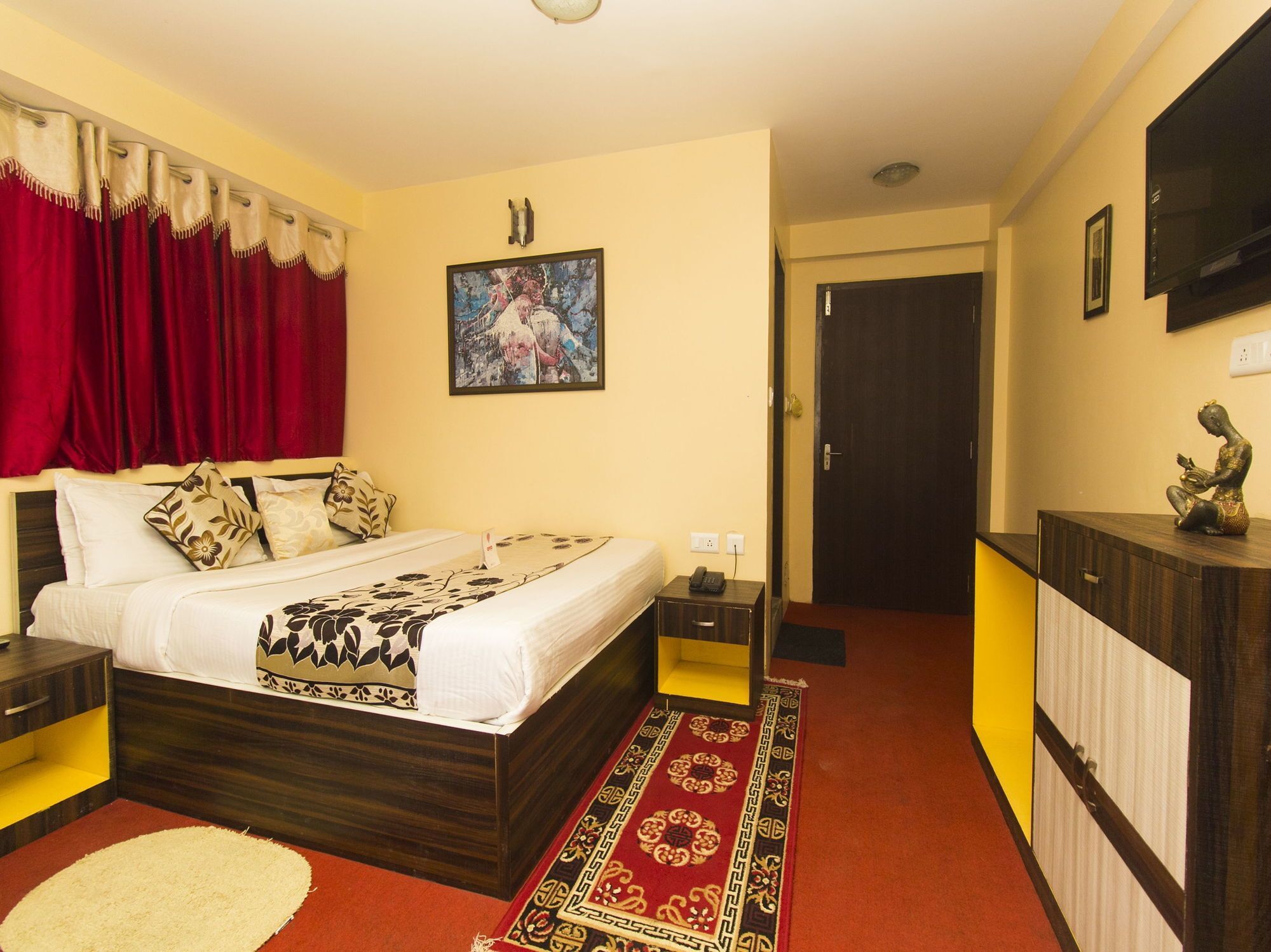 Oyo 4516 Golden Wind Horse Hotel ดาร์จีลิง ภายนอก รูปภาพ