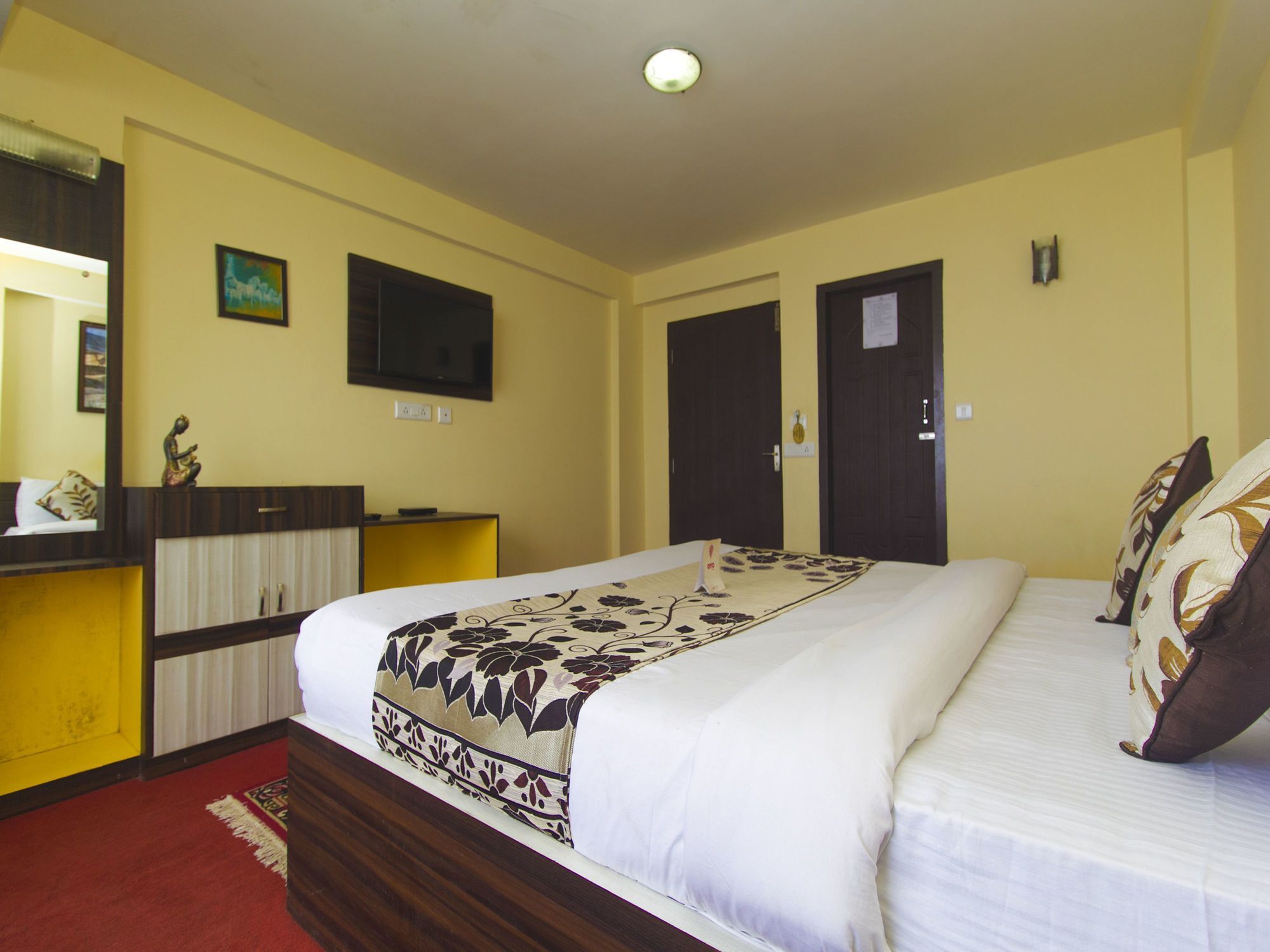 Oyo 4516 Golden Wind Horse Hotel ดาร์จีลิง ภายนอก รูปภาพ