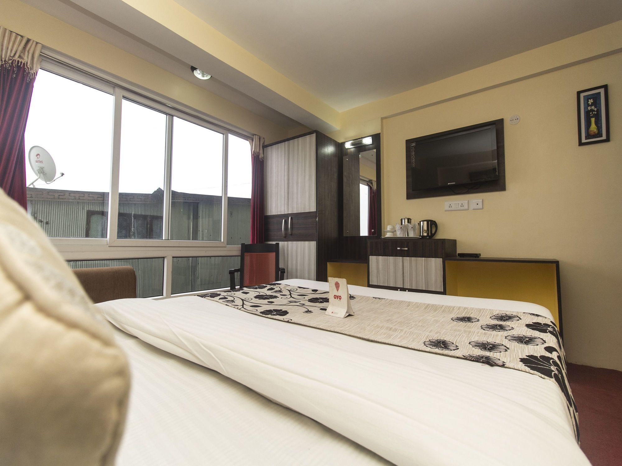 Oyo 4516 Golden Wind Horse Hotel ดาร์จีลิง ภายนอก รูปภาพ